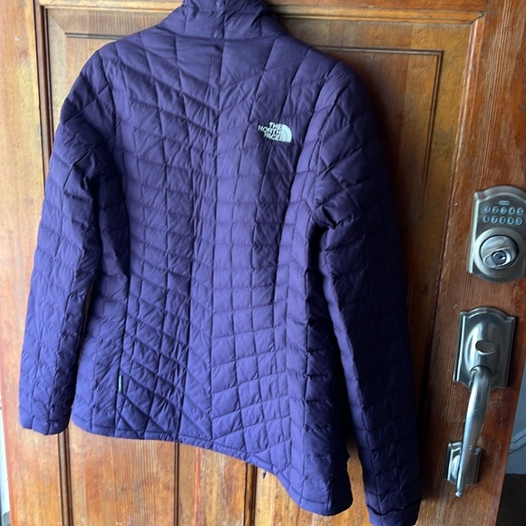The North Face Purple Jacket - Size M - Picture 6 of 10